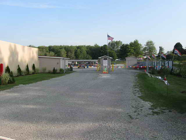 Pymatuning Lake Drive-In - 2010 Photo (newer photo)